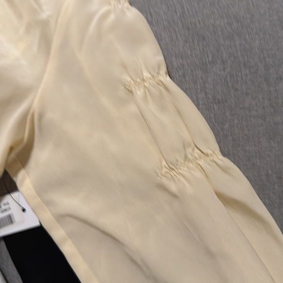 Cream colored silk Sonia Rykiel blouse.  NWT. Size 6. - Picture 4 of 4